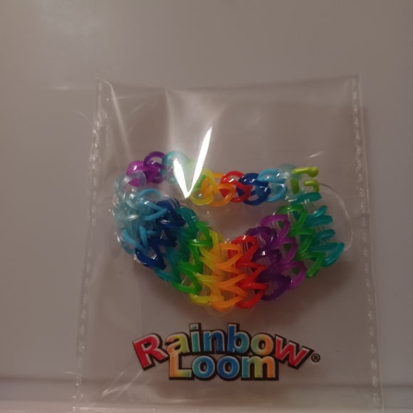 Bracelets - Picture 4 of 4